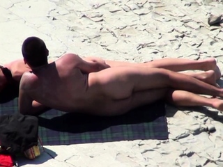 Gorgeous Amateur MILFs Nude Beach Voyeur Close Up Pussy