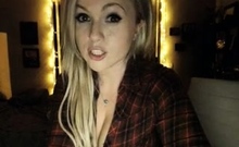Hot Blonde Free Webcam Striptease
