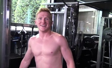 Ginger solo! Smooth muscle man rubs out huge load
