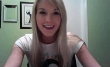 Blonde Amateur Striptease Webcam