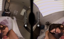 Vr Bangers Vr Bath Experience With A Pornstar Leanna