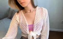 Amateur Webcam Teen Masturbates And Teases